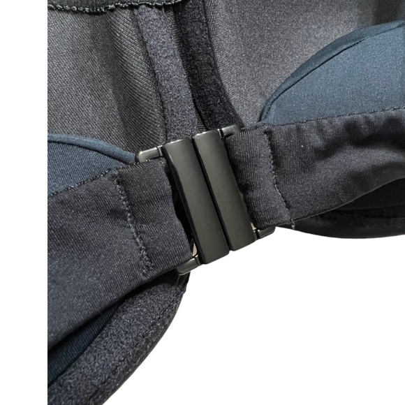 Sea Level Eco Essentials Twist Front Bandeau - Picture 8 of 10